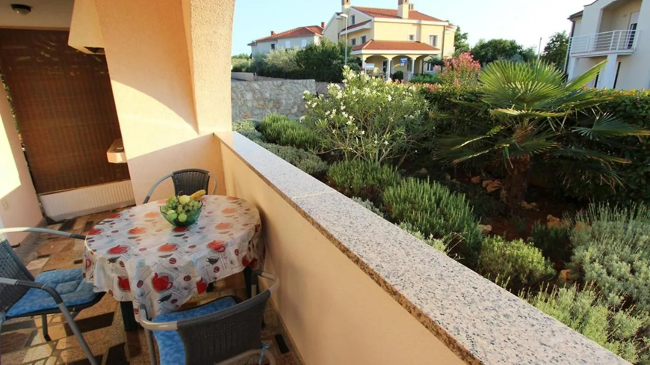 Apartments Vrbovcan Malinska 0*,  Kroatië