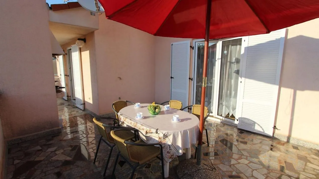 Apartments Vrbovcan Malinska 0*,